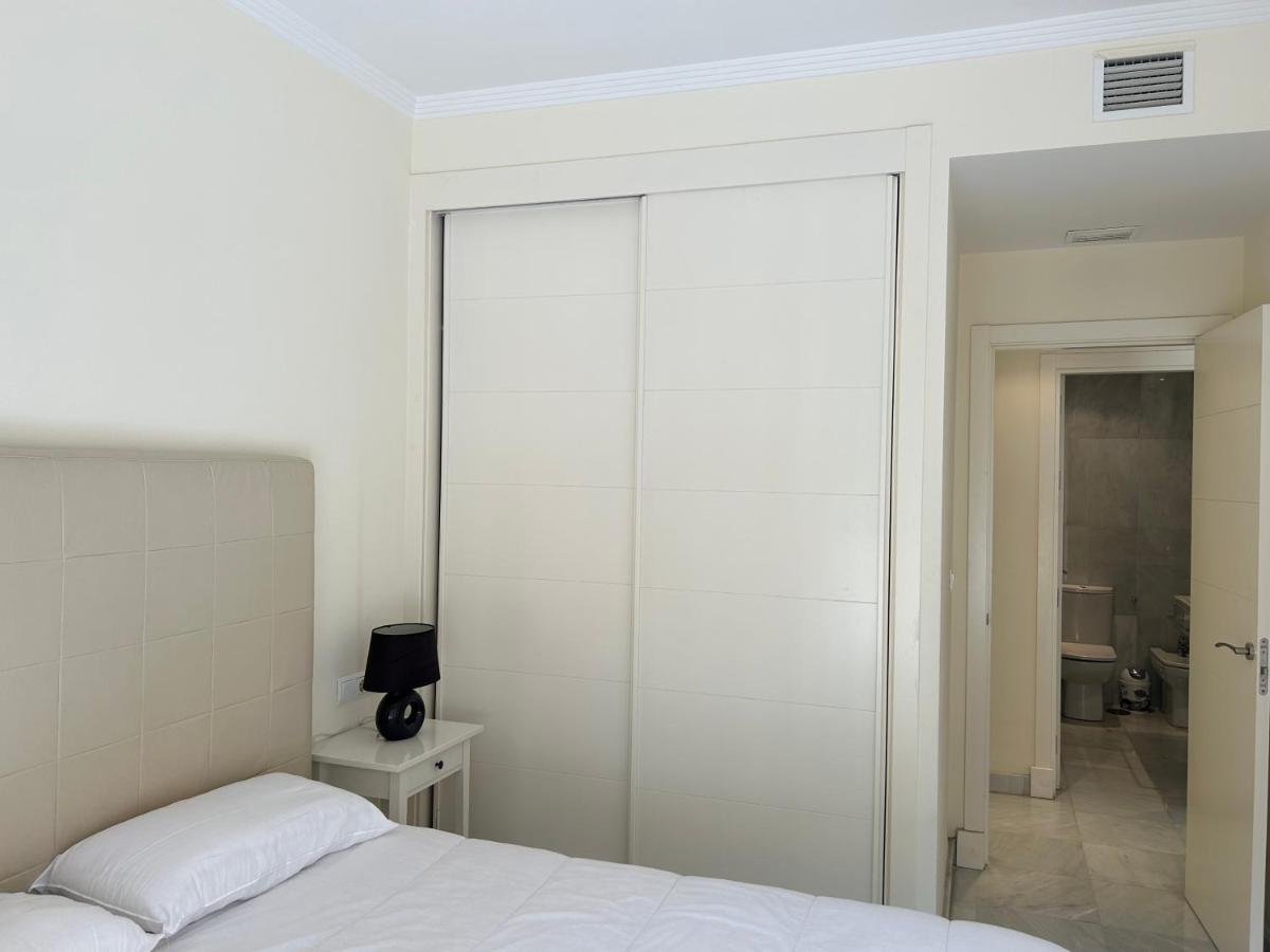 Апартаменты Balcon De La Cala Эстепона Экстерьер фото